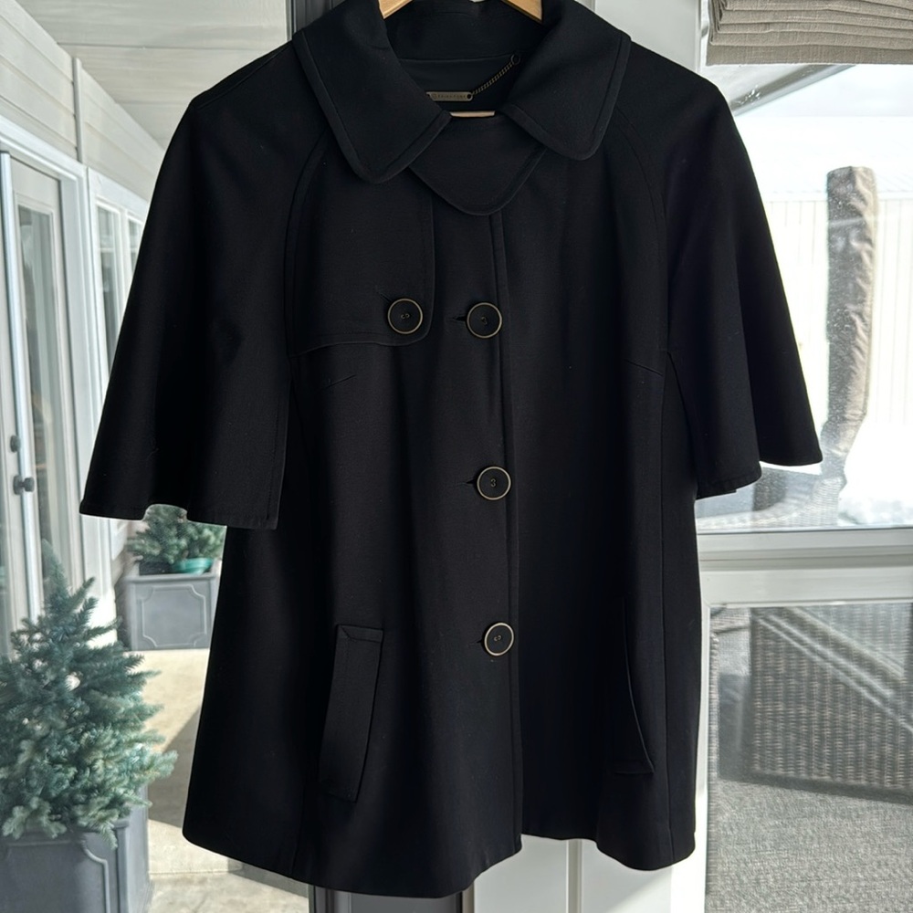 Black short sleeve button cape